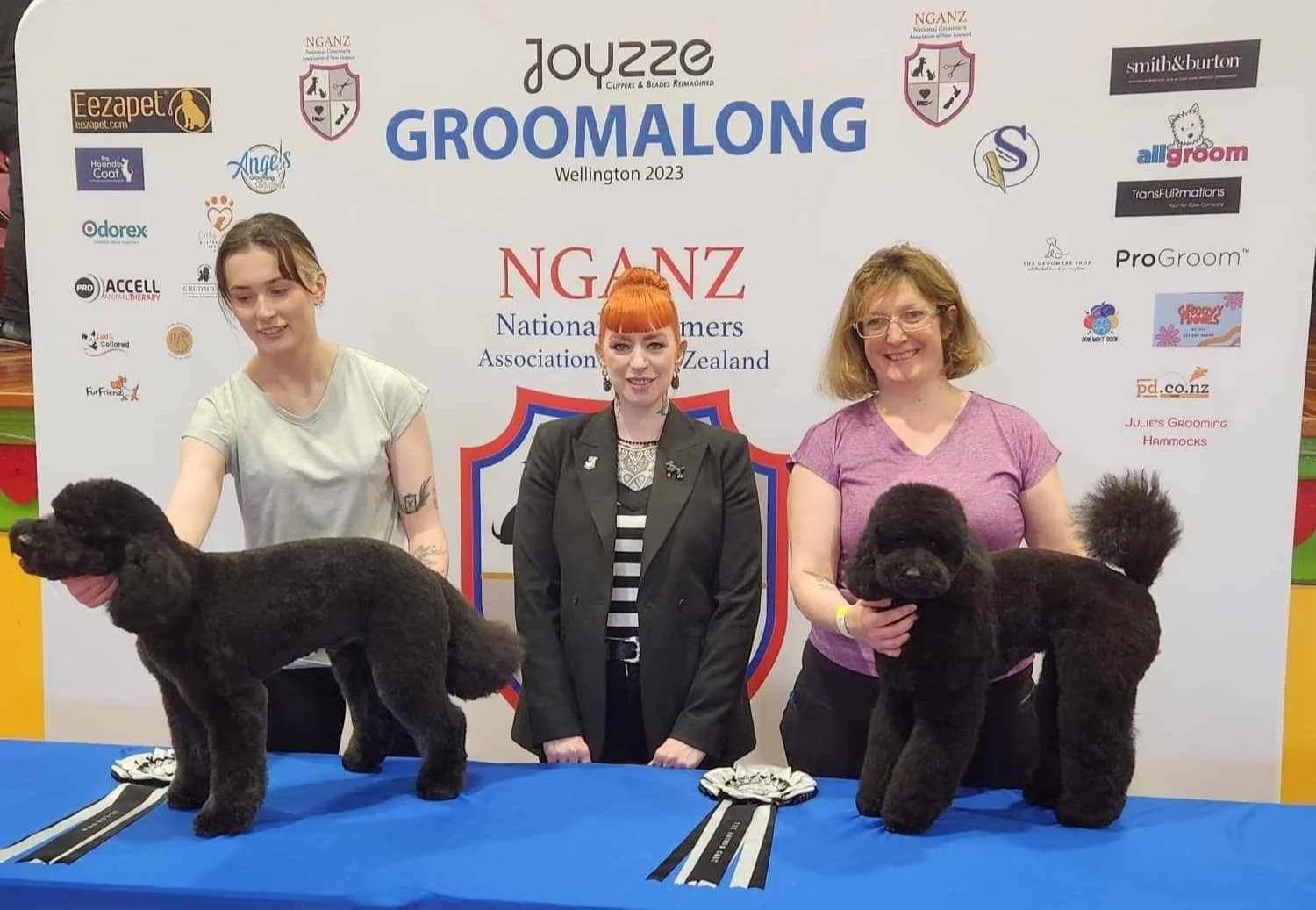Hana and Kim with Lisa Hart at Groomalong 2023